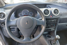 Peugeot 1007 1.4 i 75 ch 62200 kms 1ere main
