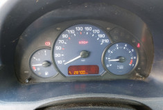 Peugeot 1007 1.4 i 75 ch 62200 kms 1ere main