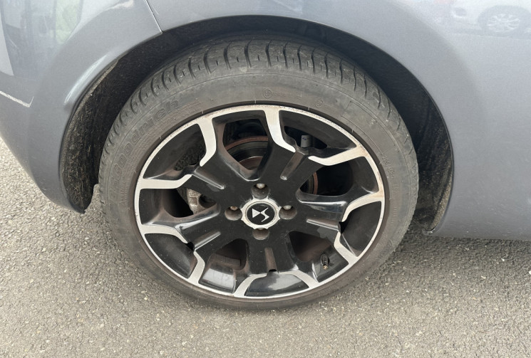 Citroën DS3 1.6 e-HDI 112 SPORT CHIC