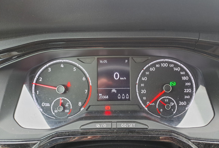 Volkswagen Polo 1.0 TSI 95ch IQ.Drive DSG7 23900 Km / 1ère main