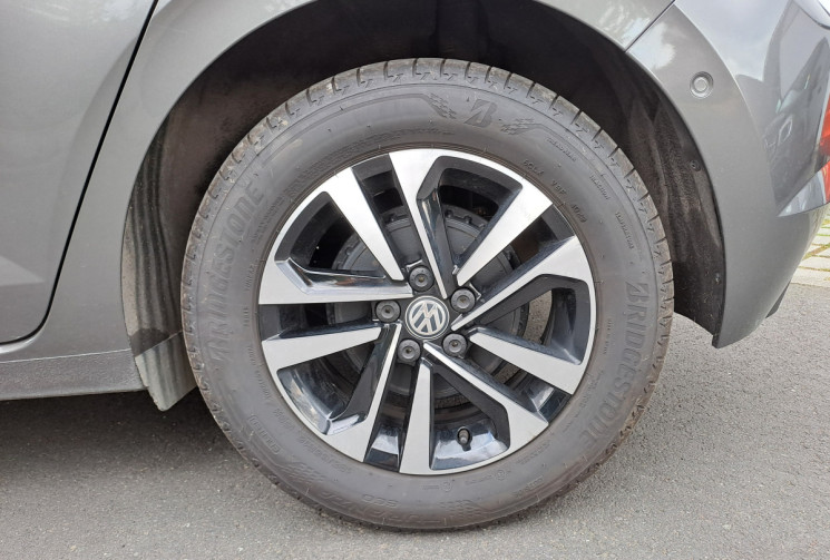 Volkswagen Polo 1.0 TSI 95ch IQ.Drive DSG7 23900 Km / 1ère main
