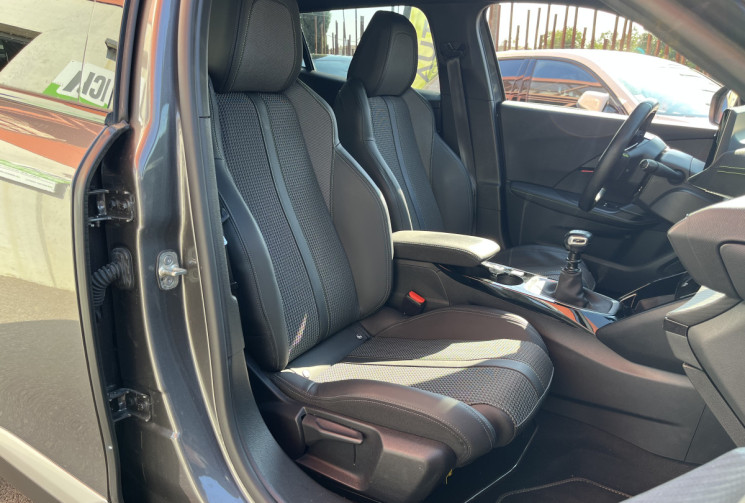 Peugeot 2008 II 1.2 PURETECH 130 CV S&S GT