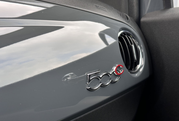 FIAT 500C 1.0 BSG Hybride 70cv DOLCE VITA - Apple Carplay / Android Auto