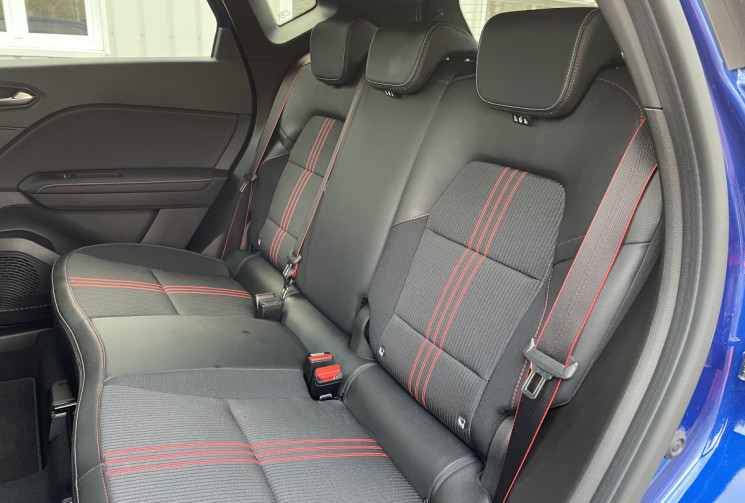 Renault Captur 1.3 TCe 140 ch RS Line *1E Main* AppelCarPlay* Caméra* 