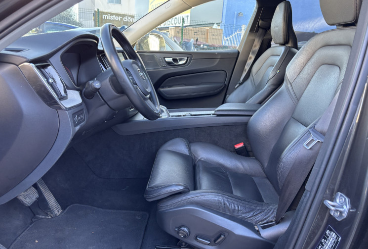 Volvo XC60 II T8 HYBRID AWD 303 + 87 Ch Geartronic 8 Inscription Luxe * ENTRETIEN VOLVO * 
