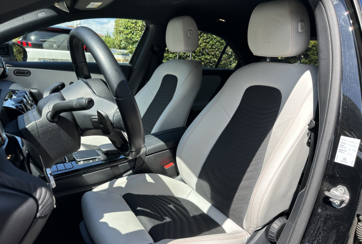 Mercedes CLASSE A BERLINE 200d / 150 Ch / Style Line / 8G-DCT / Entretien Mercedes