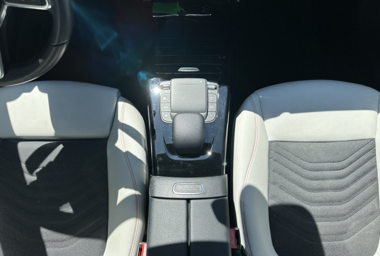 Mercedes CLASSE A BERLINE 200d / 150 Ch / Style Line / 8G-DCT / Entretien Mercedes