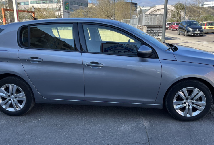Peugeot 308 (T9) Phase II 1.5 Blue HDi S&S 102 cv