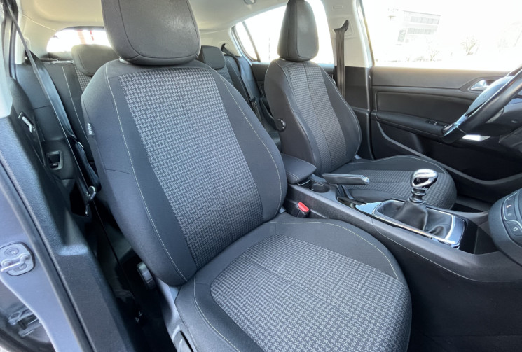 Peugeot 308 (T9) Phase II 1.5 Blue HDi S&S 102 cv