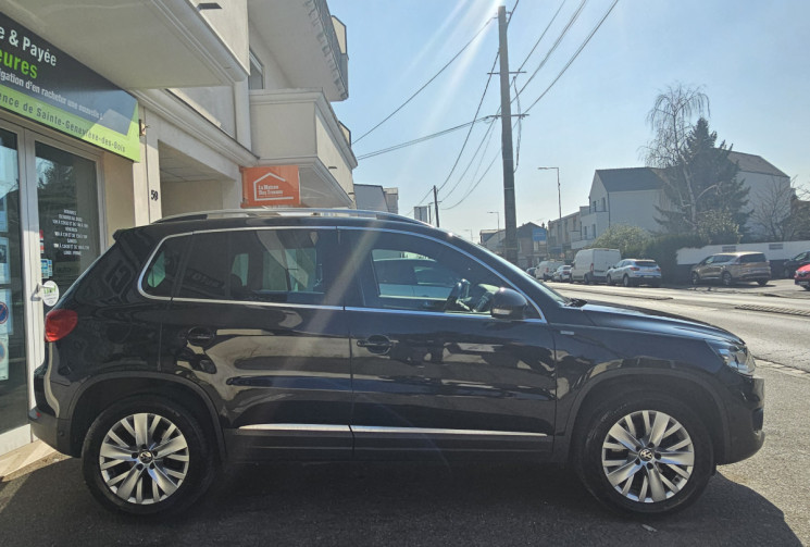 Volkswagen Tiguan 2.0 TDI 140 ch BlueMotion Technology  Sportline 4Motion DSG7 Distribution  OK