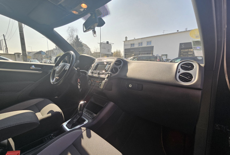 Volkswagen Tiguan 2.0 TDI 140 ch BlueMotion Technology  Sportline 4Motion DSG7 Distribution  OK