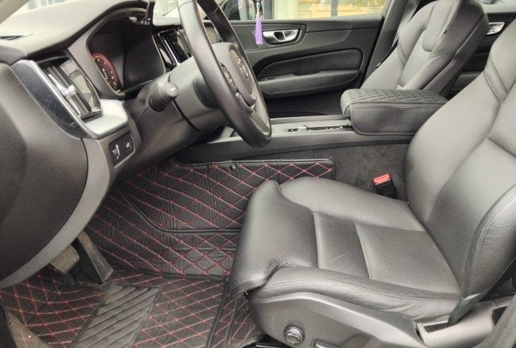 Volvo XC60 D4 190 ch Business Executive Gtro - Compteur virtuel - Suivi entretien complet  -