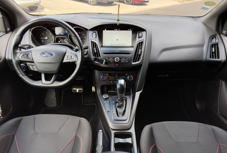 Ford Focus SW 1.5 TDCi 120 ch Stop&Start ST Line PowerShift - GPS - sièges chauffants -