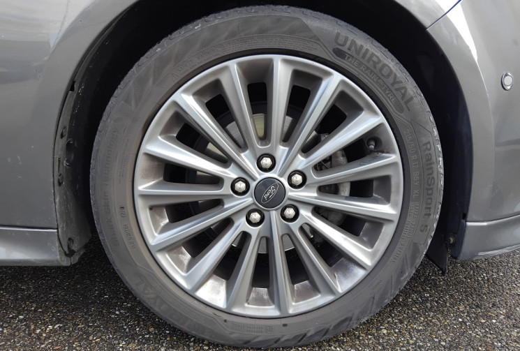 Ford Focus SW 1.5 TDCi 120 ch Stop&Start ST Line PowerShift - GPS - sièges chauffants -