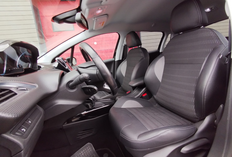 Peugeot 2008 1.5 BlueHDi 120 S&S Allure Business EAT6