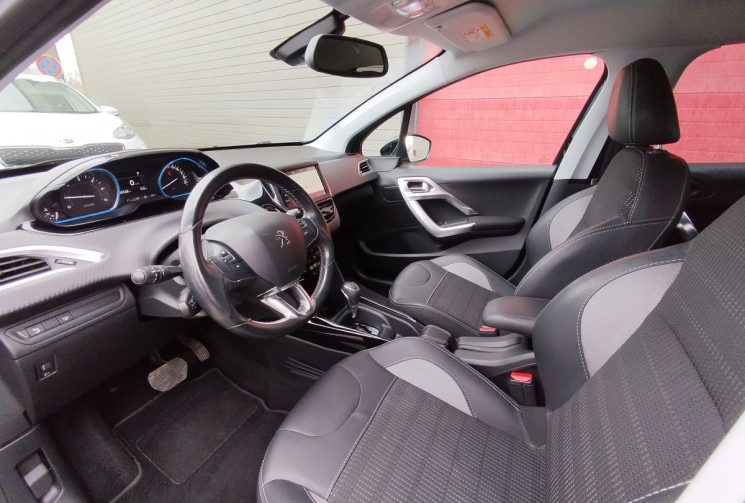Peugeot 2008 1.5 BlueHDi 120 S&S Allure Business EAT6