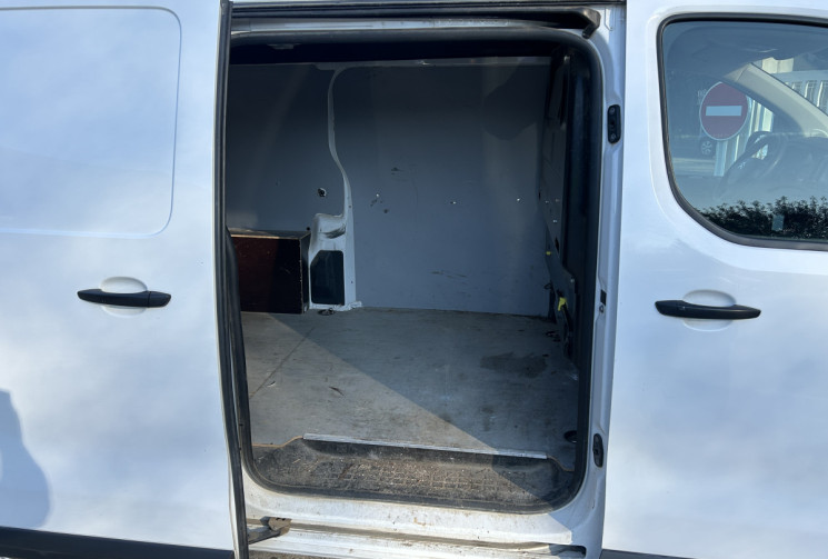Citroën JUMPY III 2.0 BlueHDi Driver Fourgon moyen EAT8 145 1°main / Tva récupérable