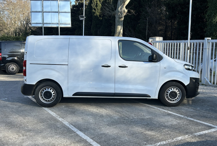 Citroën JUMPY III 2.0 BlueHDi Driver Fourgon moyen EAT8 145 1°main / Tva récupérable
