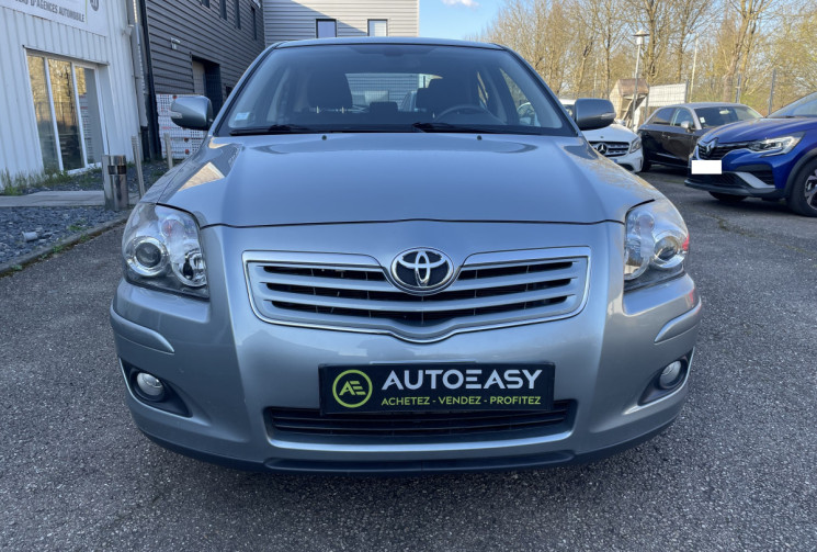 Toyota AVENSIS  D-4D 126 CH Linéa Techno 5p* 91000 km* 1E Main