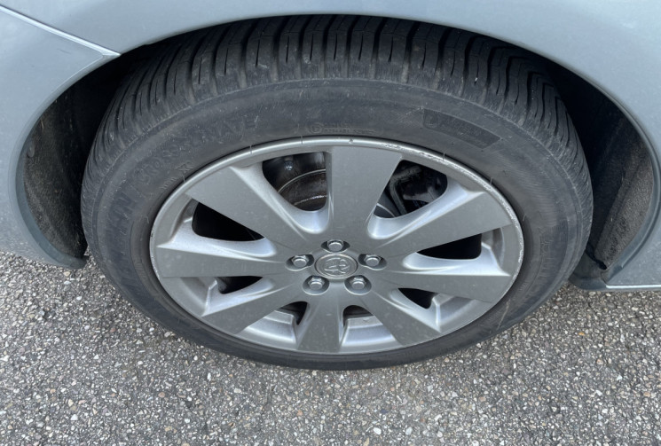 Toyota AVENSIS  D-4D 126 CH Linéa Techno 5p* 91000 km* 1E Main
