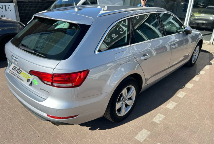 Audi A4 Avant G-TRON S-TRONIC 2.0 TFSI 170 CV AMBITION ESS/GAZ NATUREL 