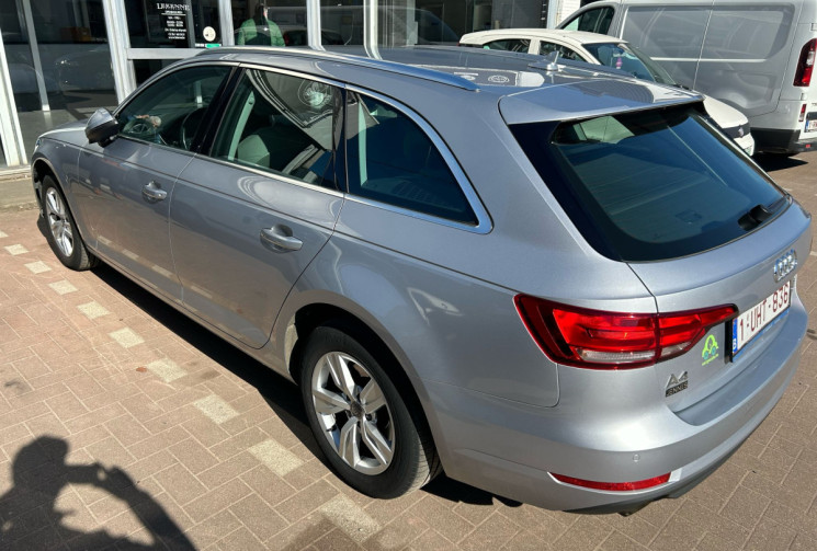Audi A4 Avant G-TRON S-TRONIC 2.0 TFSI 170 CV AMBITION ESS/GAZ NATUREL 