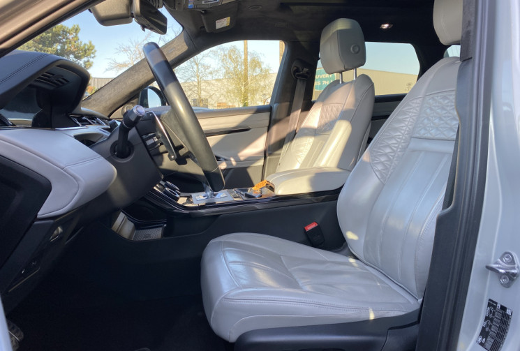 Land-Rover Range Rover Evoque II P300e 1.5  309 CV PHEV AWD BVA8 AUTOBIOGRAPHY