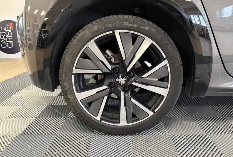 Peugeot 208 1.2 PureTech 12V EAT8 S&S 130 GT LINE / TOIT PANORAMIQUE