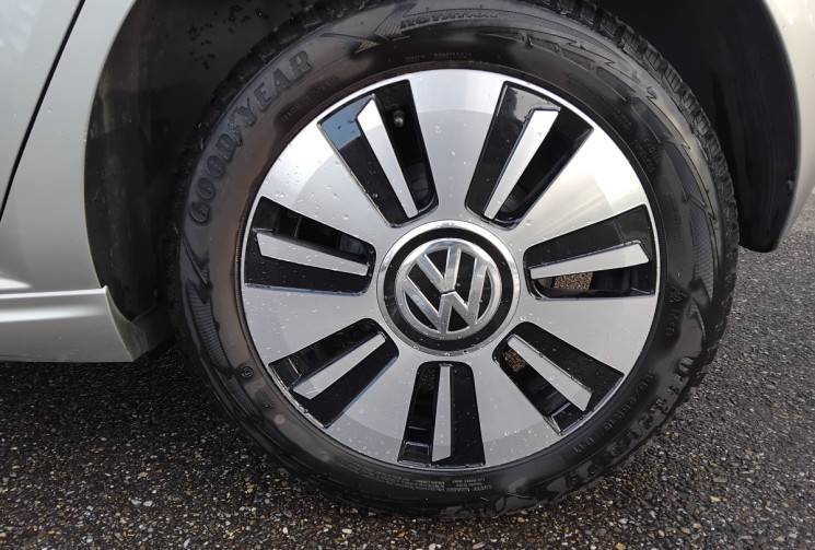 Volkswagen UP!  82 Cv 16 Kw BVA 5 portes