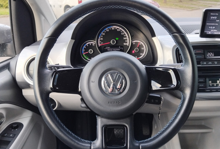 Volkswagen UP!  82 Cv 16 Kw BVA 5 portes