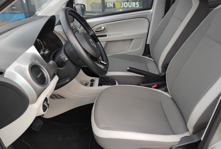 Volkswagen UP!  82 Cv 16 Kw BVA 5 portes