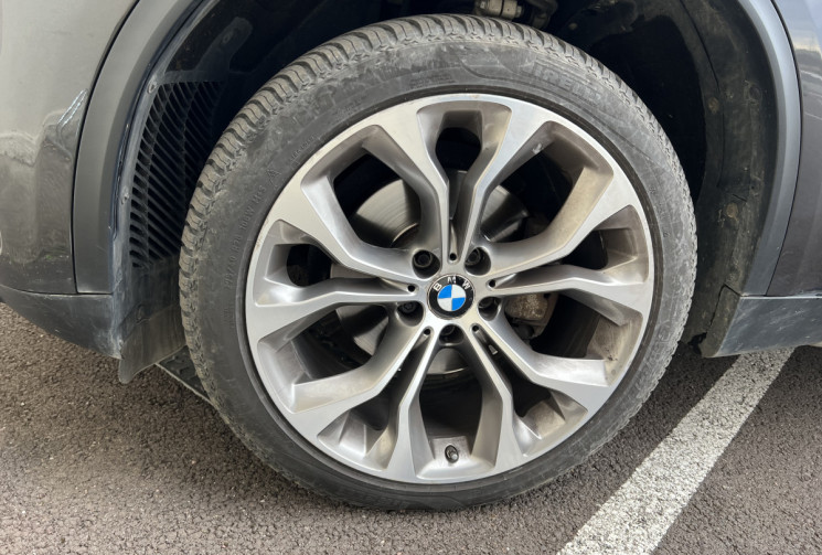 BMW X5 (F15) 3.0 L xDrive 258 ch Boîte auto