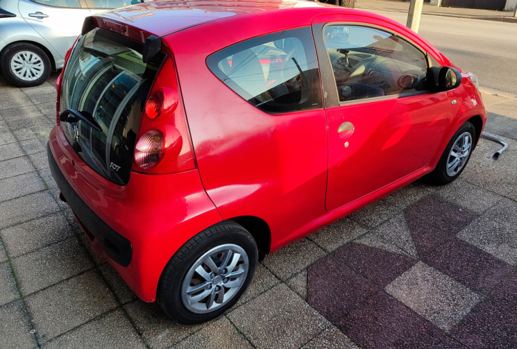 Peugeot 107 3 Portes 1.0 68 cv