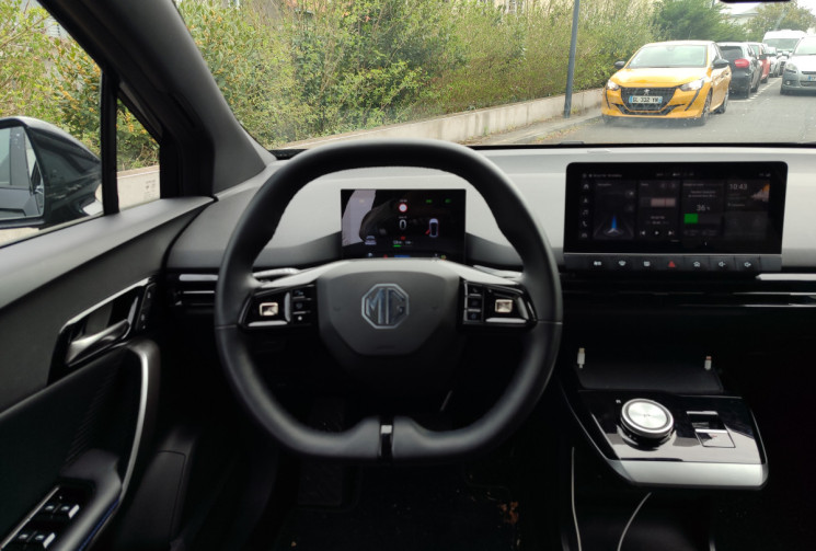 MG MG4 Luxury 204ch 64Kwh