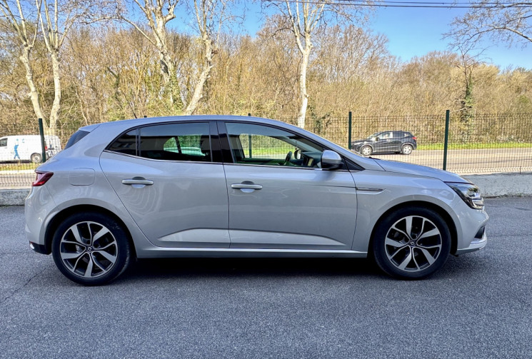 Renault Megane lV ( 4 ) 1.2 TCE 130 INTENS EDC * ENTRETIEN SUIVI * MOTEUR A CHAINE * GARANTIE 6 MOIS