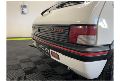 Peugeot 205 GTI 1.6 115 ch / Garantie 12 Mois