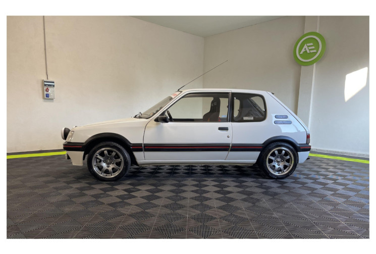 Peugeot 205 GTI 1.6 115 ch / Garantie 12 Mois