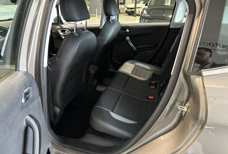 Peugeot 2008 1.2 e-VTi Allure ETG5 82 CH DISTRIBUTION NEUVE
