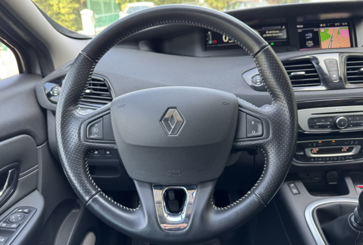 Renault GRAND SCENIC lll ( 3 ) 1.6 DCI 130 BOSE 7 PL * ENTRETIEN A JOUR * CT OK * GARANTIE 6 MOIS