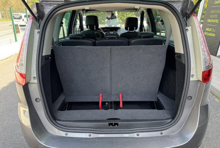Renault GRAND SCENIC lll ( 3 ) 1.6 DCI 130 BOSE 7 PL * ENTRETIEN A JOUR * CT OK * GARANTIE 6 MOIS