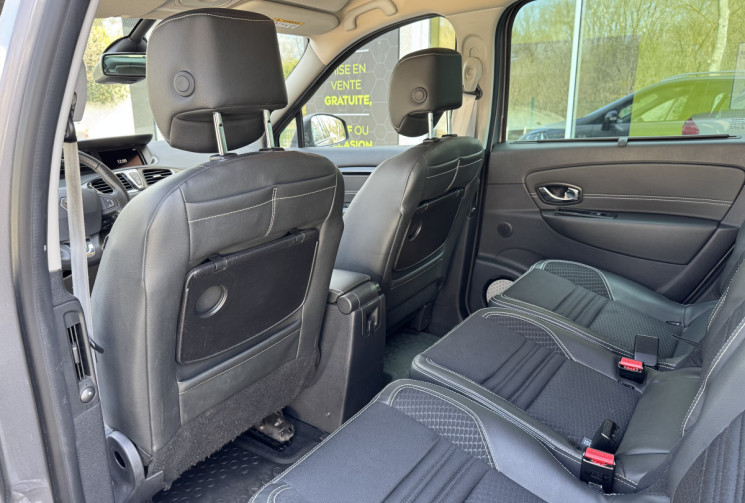 Renault GRAND SCENIC lll ( 3 ) 1.6 DCI 130 BOSE 7 PL * ENTRETIEN A JOUR * CT OK * GARANTIE 6 MOIS