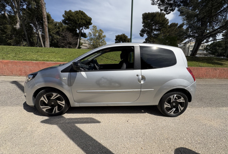 Renault Twingo 1.2 LEV 16v 75 ch Intens CLIM/RADAR AR / Bluetooth 
