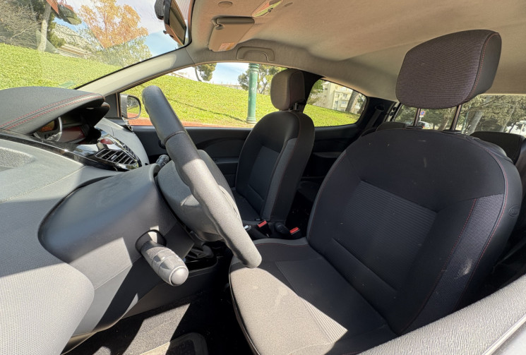 Renault Twingo 1.2 LEV 16v 75 ch Intens CLIM/RADAR AR / Bluetooth 