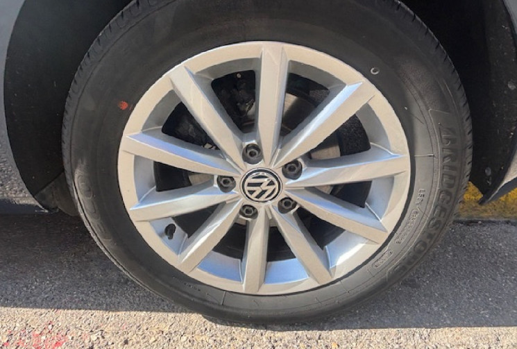 Volkswagen Golf VII lounge 1.6 TDI 16V Blue Motion 110cv / SIEGE CHAUFFANT / JANTES ALU / DETECTEUR 