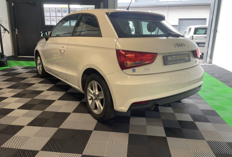 Audi A1 AUDI A1 1.0 TFSI 82ch ( idéal jeune permis ) 