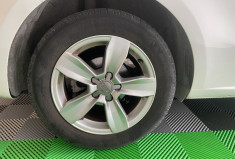 Audi A1 AUDI A1 1.0 TFSI 82ch ( idéal jeune permis ) 