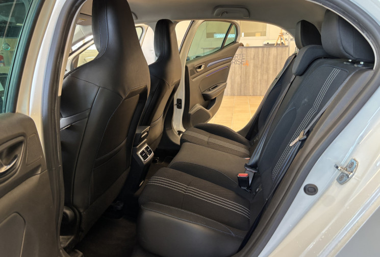 Renault Megane IV HATCHBACK 1.2 TCE 16V 130 GT LINE