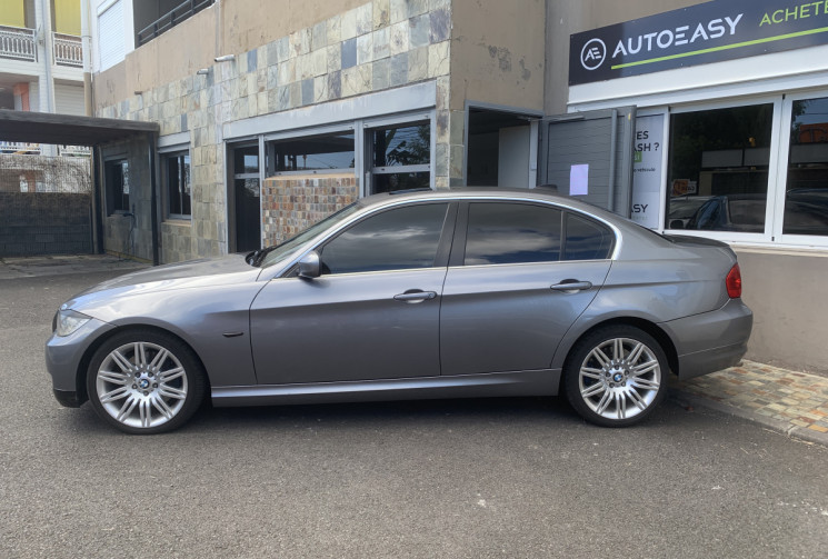 BMW Série 3  BMW SERIE 3 330D 245cv LUXE