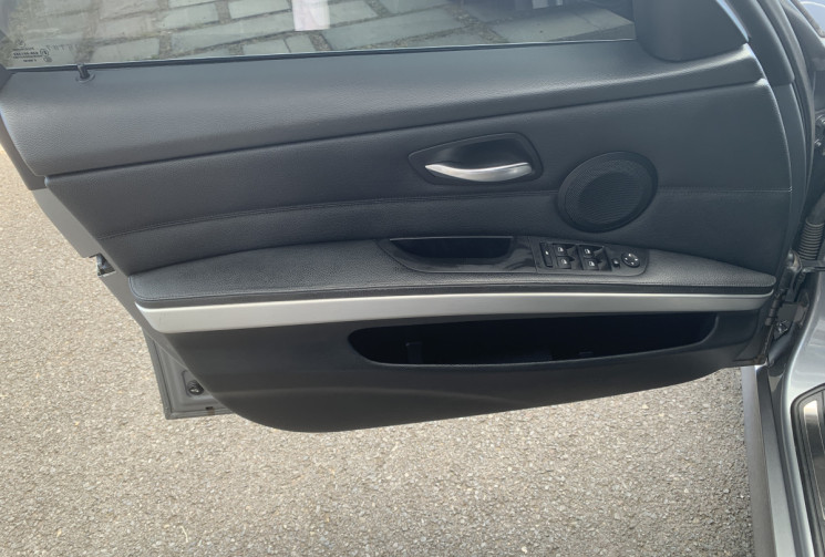 BMW Série 3  BMW SERIE 3 330D 245cv LUXE