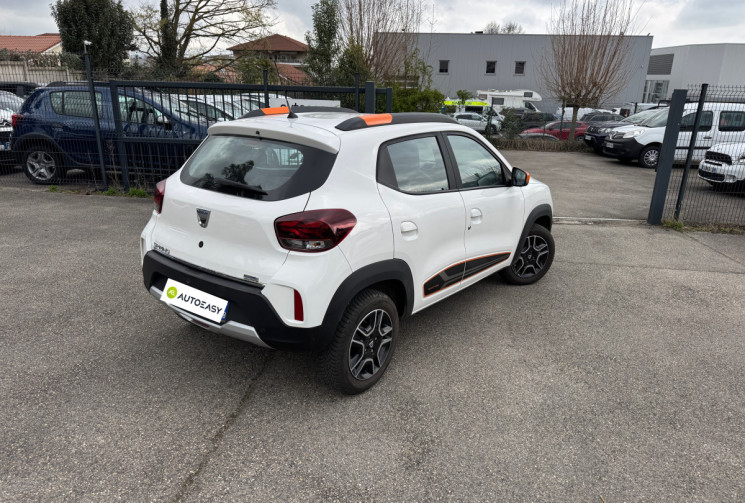 Dacia Spring  Confort + / PREMIERE MAIN 